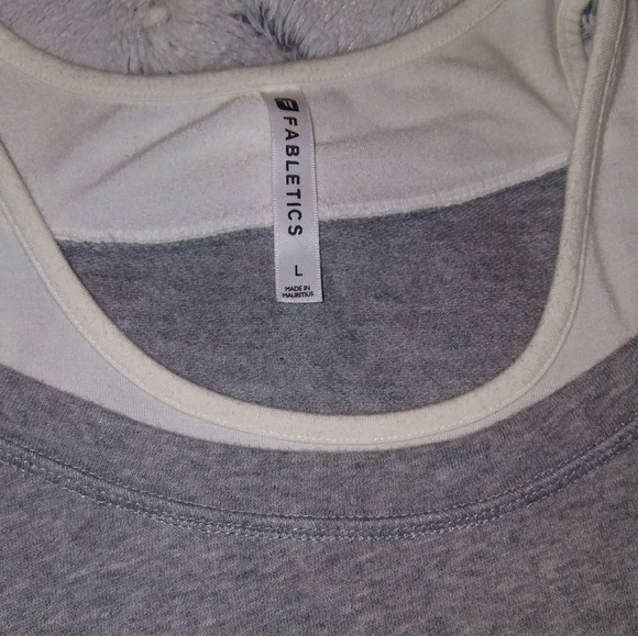 Fablectics short sleeve tee - Picture 3 of 3